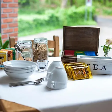 De Meren Bed & Breakfast